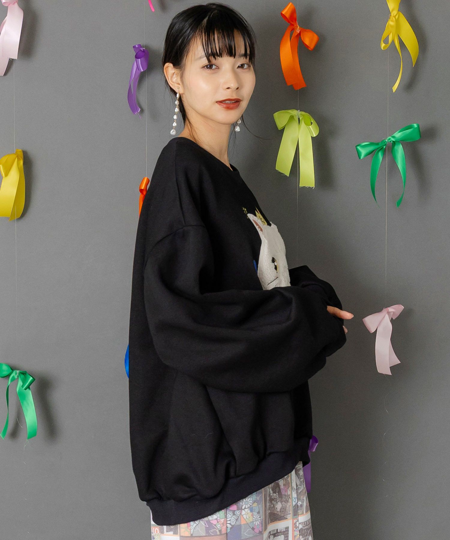 153768：ネコのボアアップリケ×刺繍 裏起毛プルオーバーの通販-ScoLar