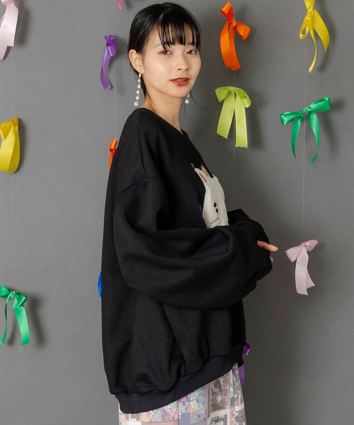 ネコのボアアップリケ×刺繍 裏起毛プルオーバー-4