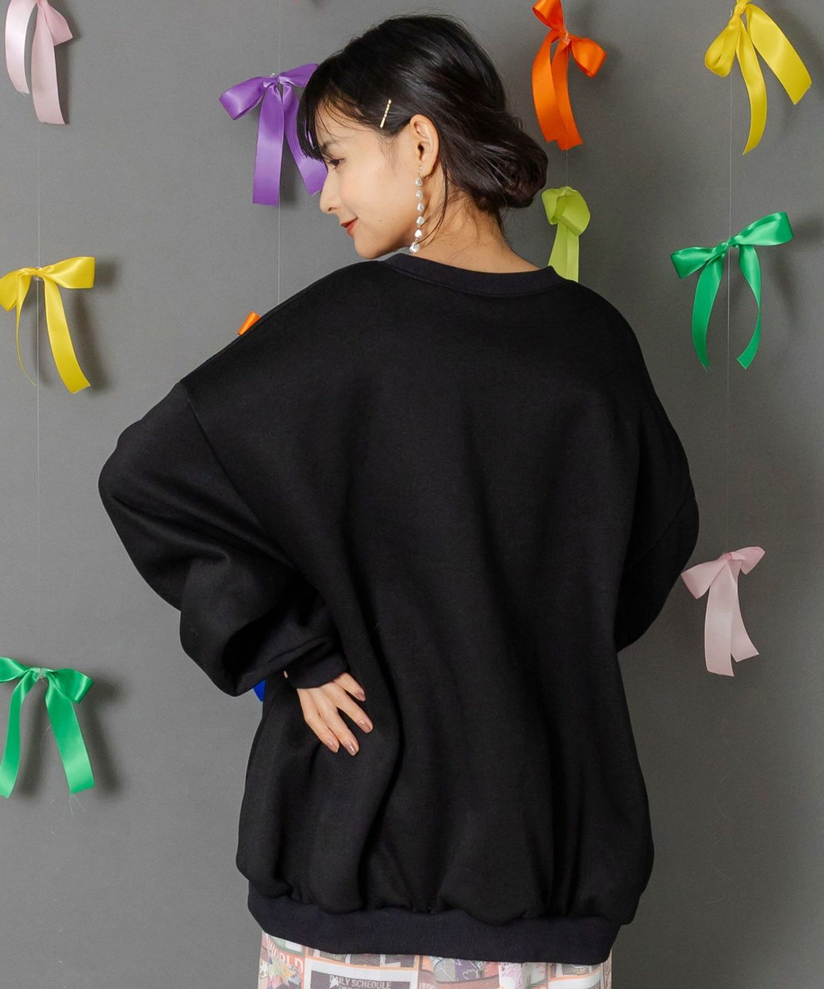 ネコのボアアップリケ×刺繍 裏起毛プルオーバー-5