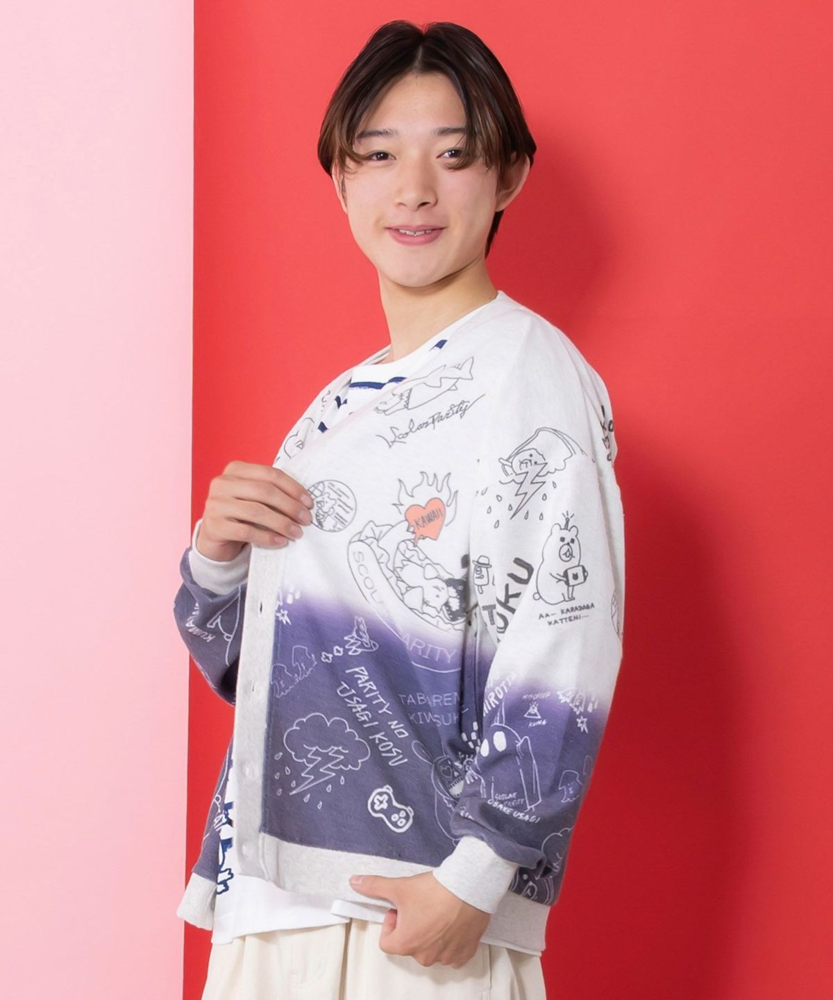 落書き柄段染め風裏毛使いカーディガン-11