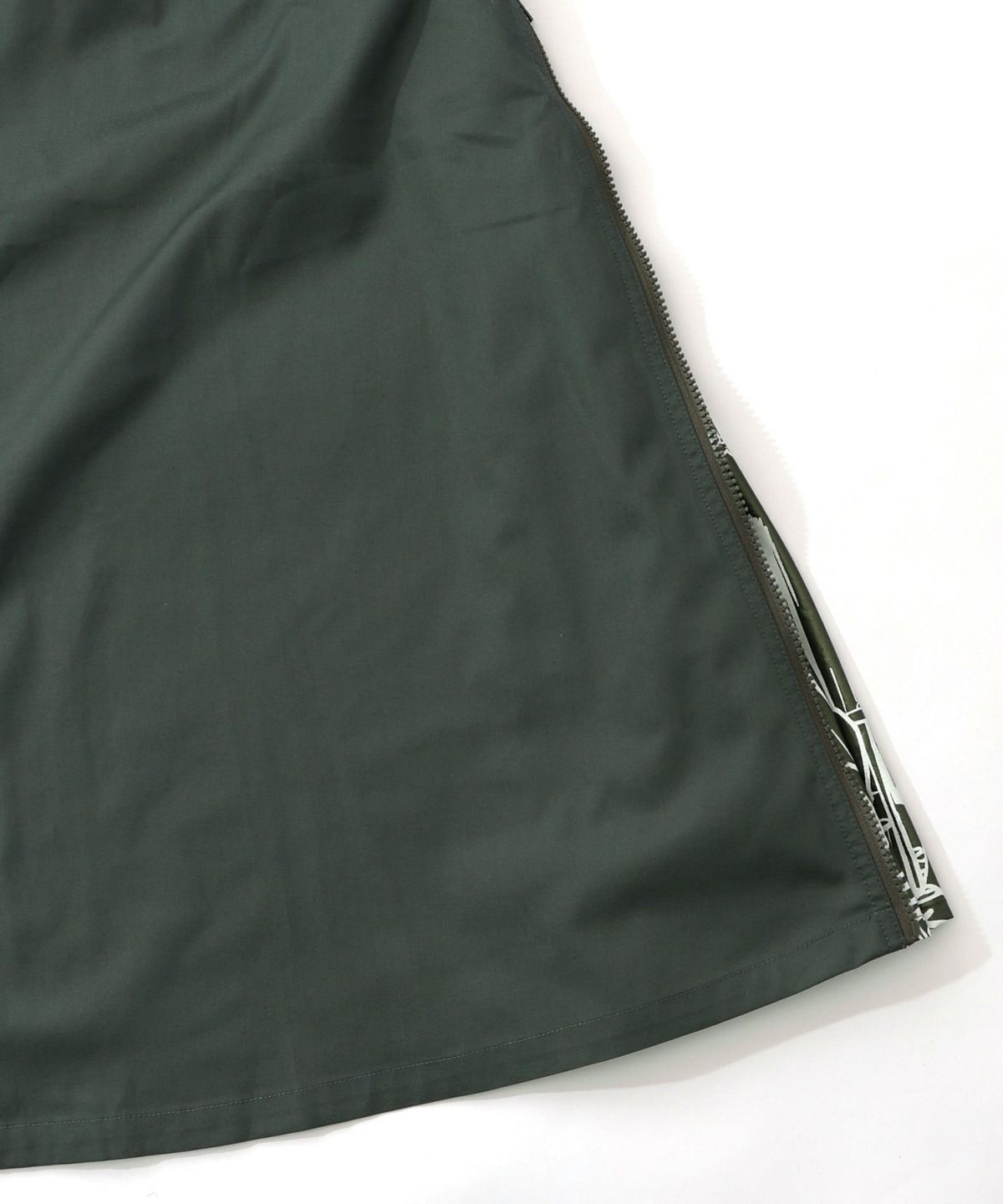 無地×動物たちの肖像柄 4wayツイルスカート-18