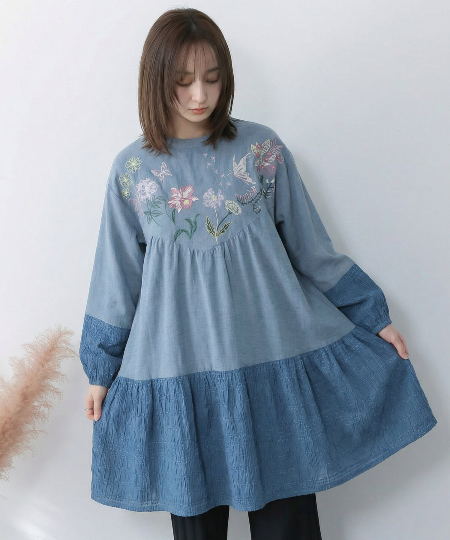 S*m様 ボンポワン　4a デュセス　ワンピース　刺繍 S*m様 ボンポワン 4a デュセス ワンピース 刺繍