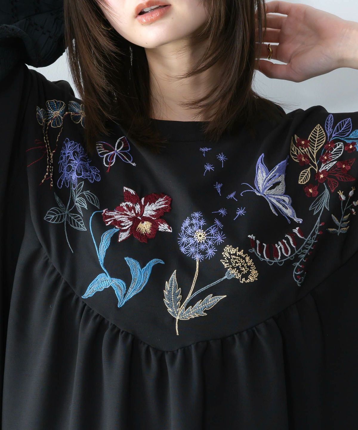 花蝶刺繍シャーリング生地ティアード風ワンピース-7