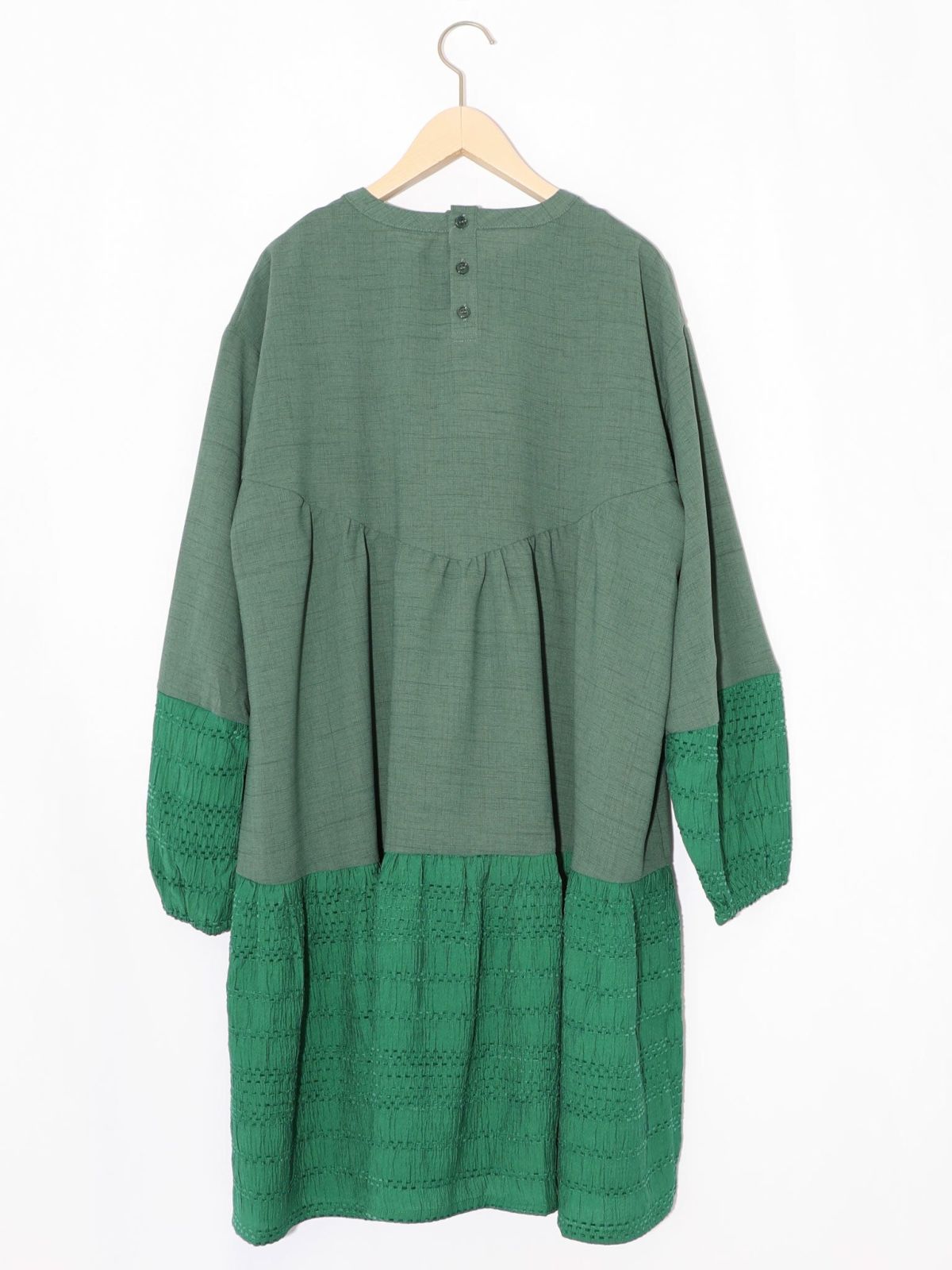 花蝶刺繍シャーリング生地ティアード風ワンピース-18