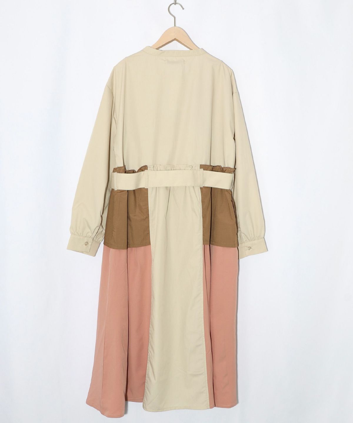 花刺繍トレンチコート風異素材切替ワンピース-12