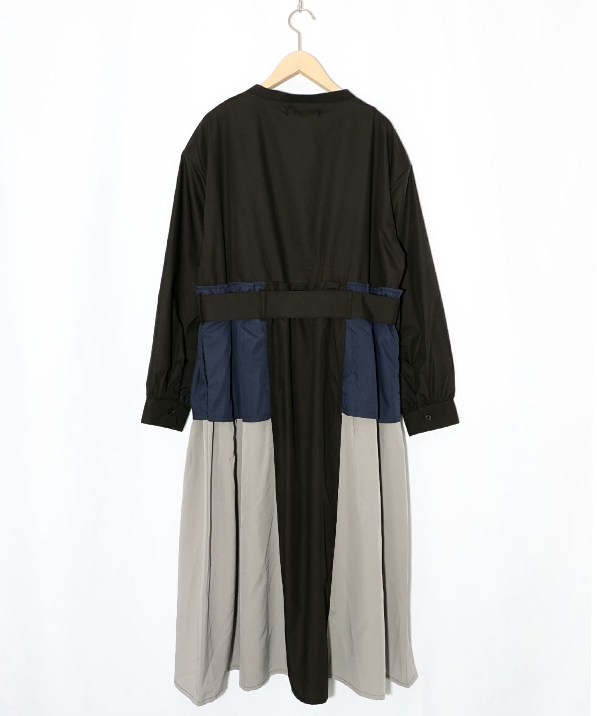 花刺繍トレンチコート風異素材切替ワンピース-15