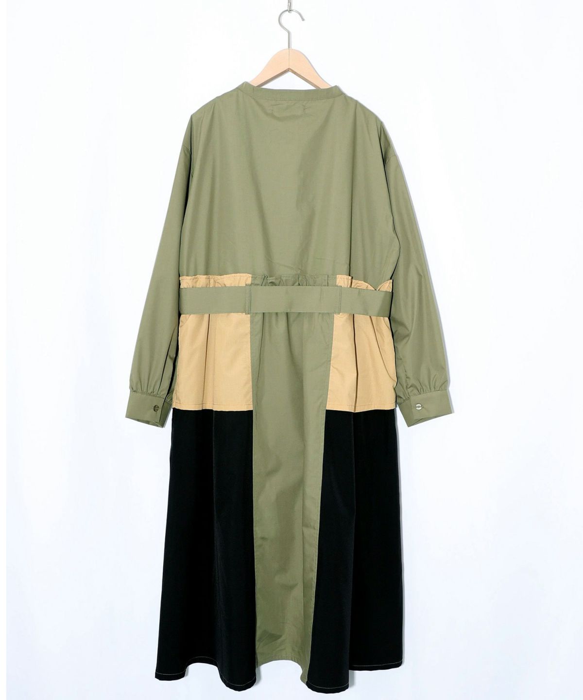 花刺繍トレンチコート風異素材切替ワンピース-18