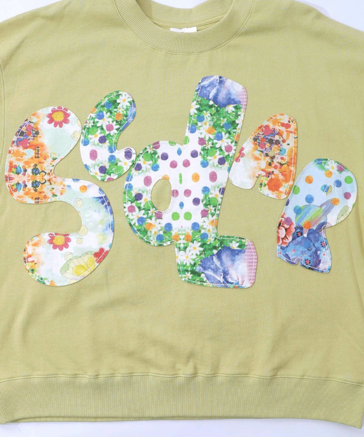 スカラー総柄ロゴアップリケ裏毛プルオーバー-17