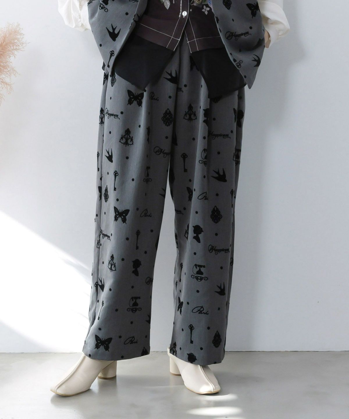 アンティーク調フロッキープリントパンツ-1