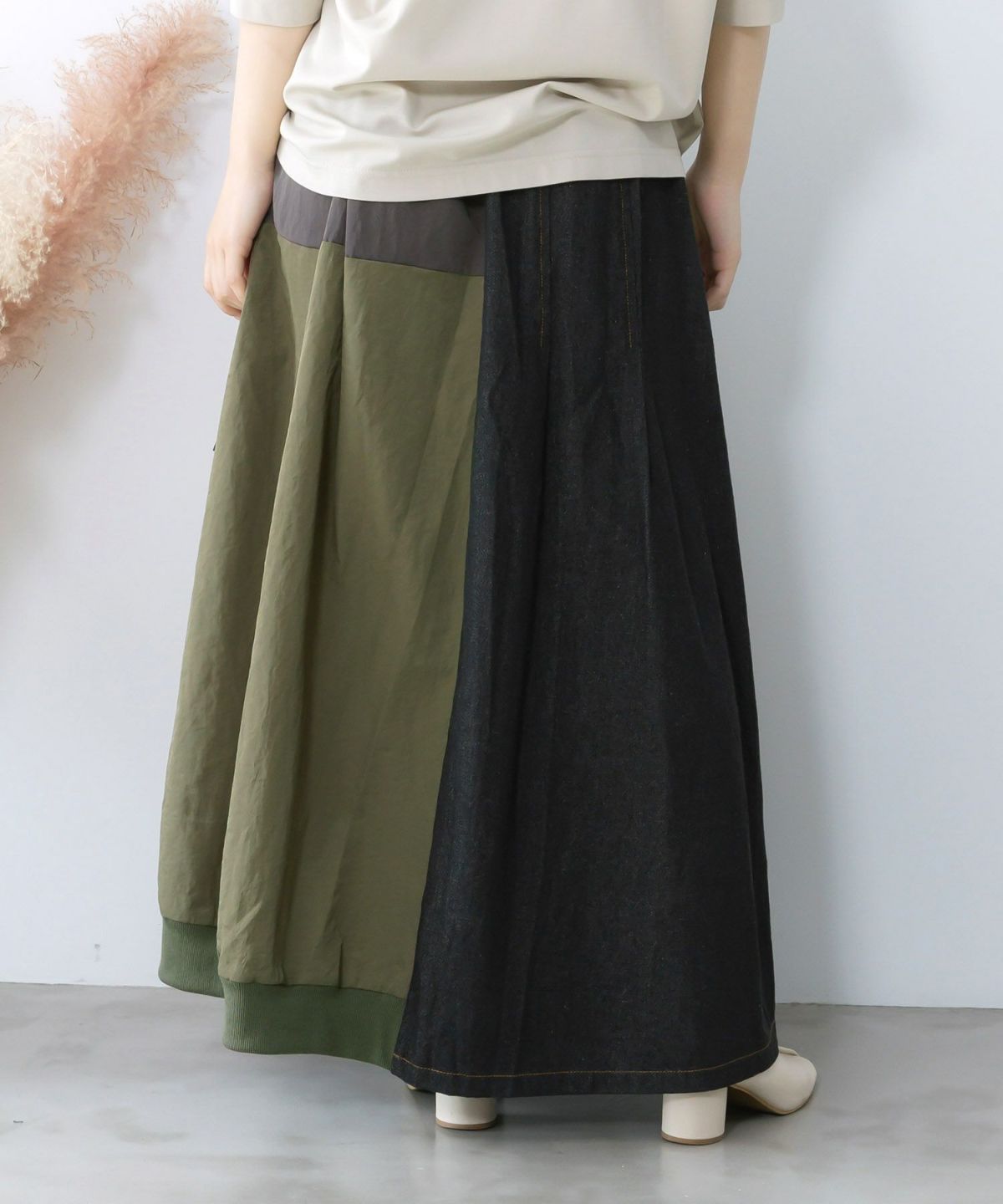 蝶鍵モチーフ刺繍 ナイロン×デニム切替配色スカート-5