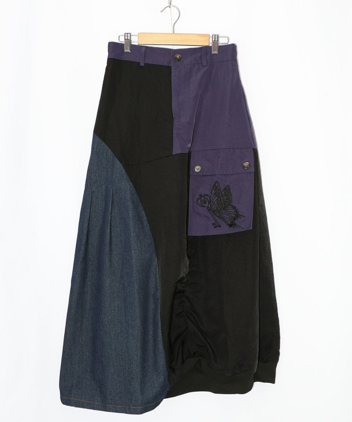 蝶鍵モチーフ刺繍 ナイロン×デニム切替配色スカート-10