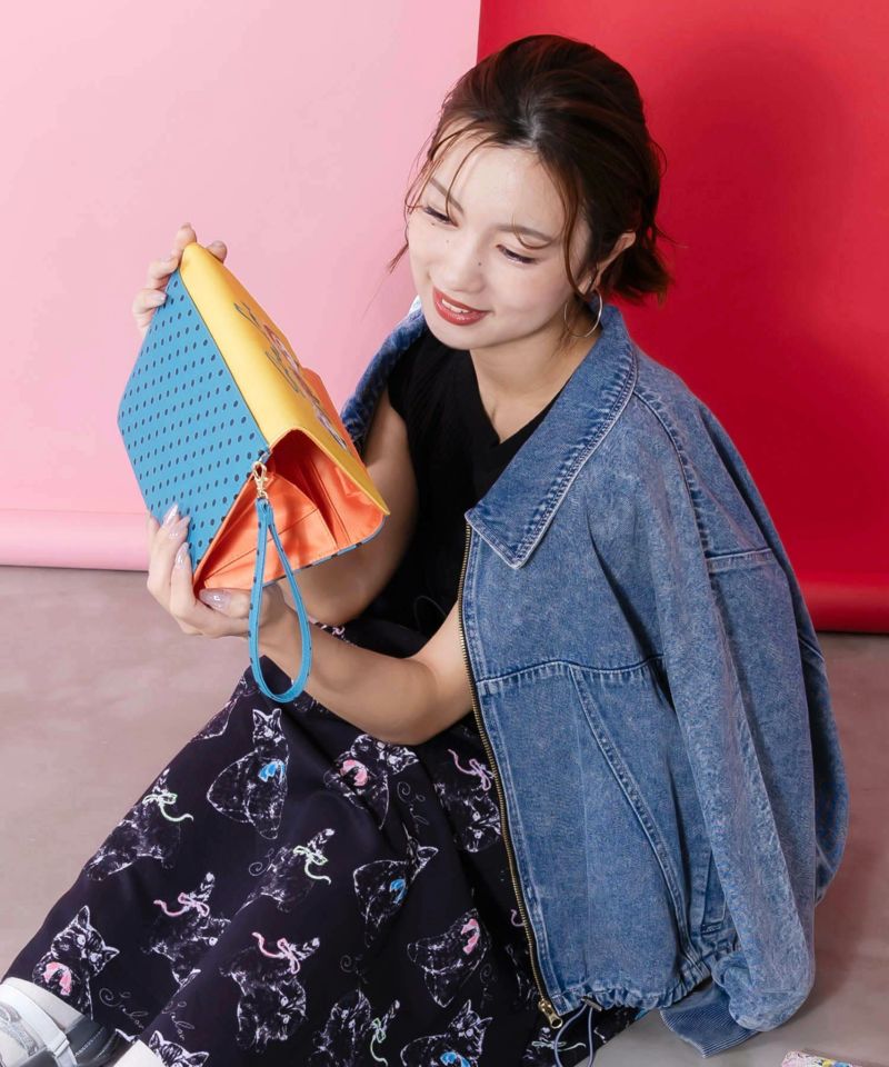 頭巾わんちゃん×ドット柄 ロゴ刺繍入りマルチケース-4