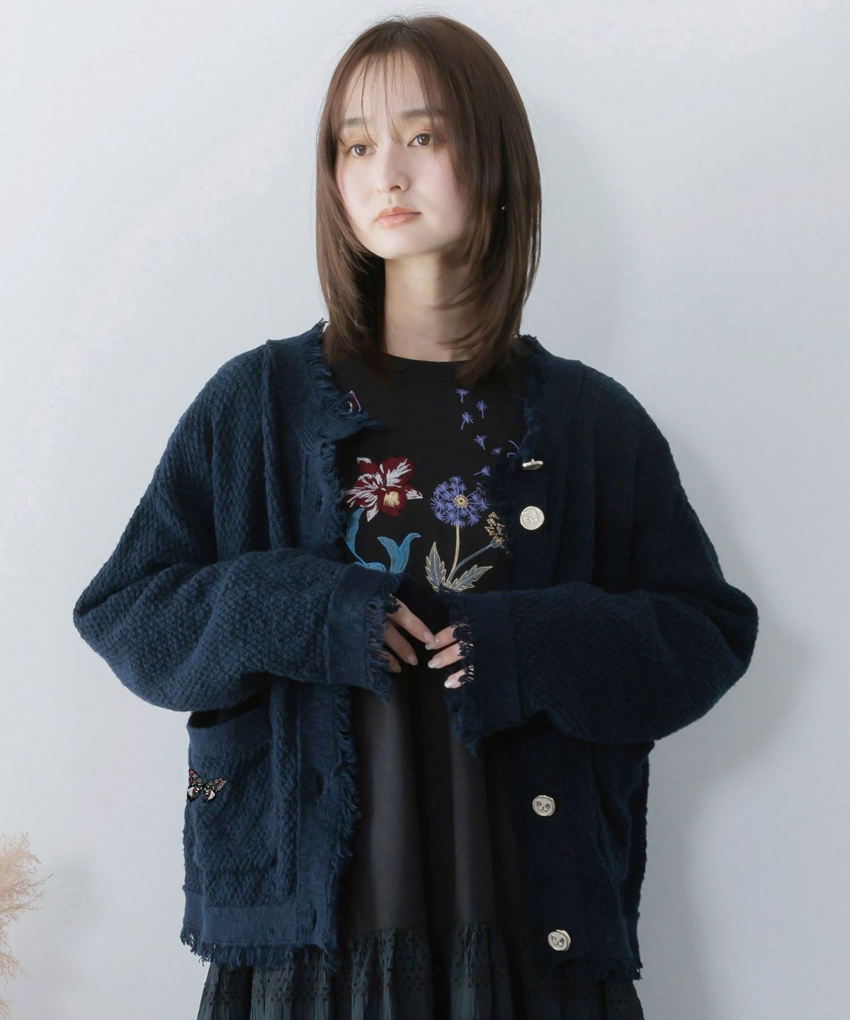 蝶刺繍×蝶ボタン付きニットカーディガン-3